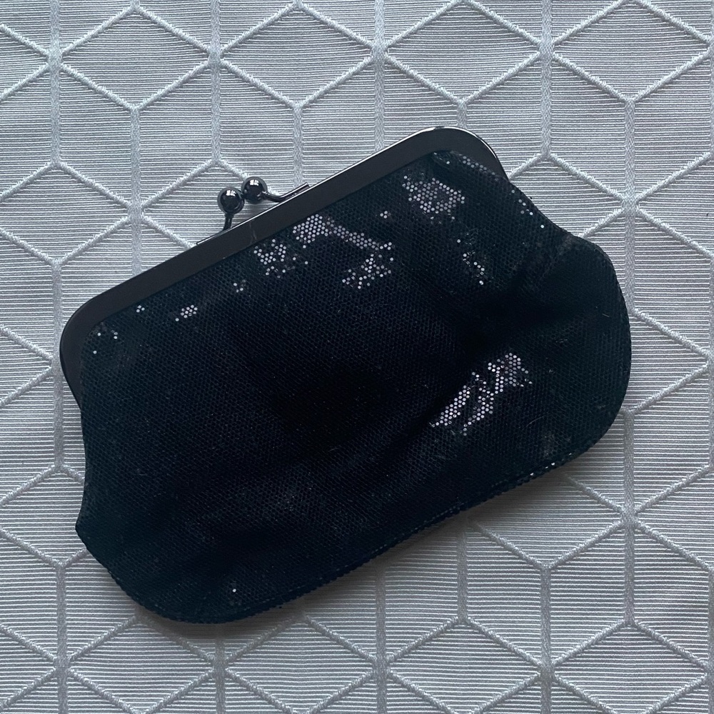 🌟NWT🌟 Express Black Sequin Clutch